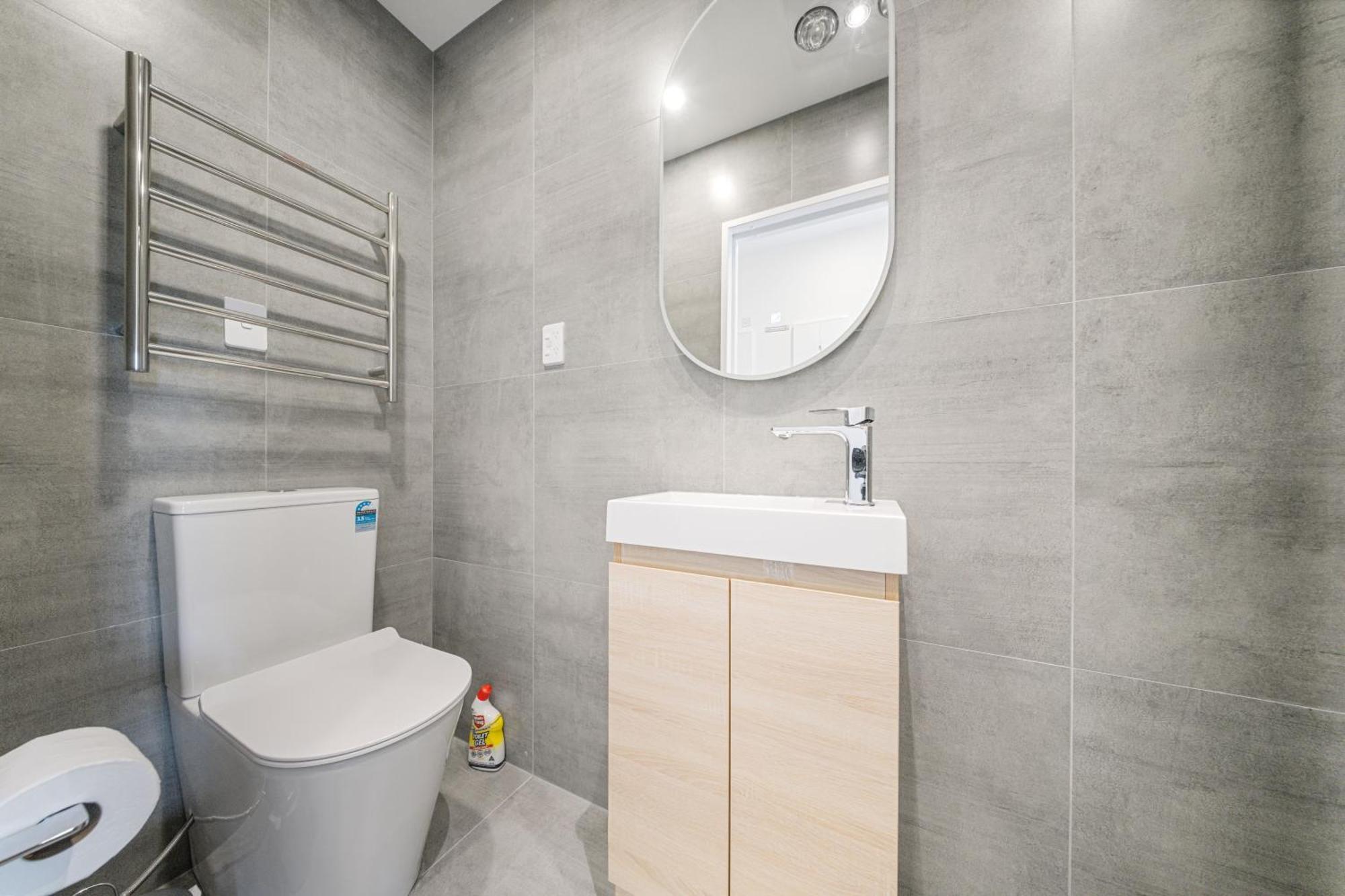 West Harbour Modern 4-Bedroom Retreat Auckland Esterno foto